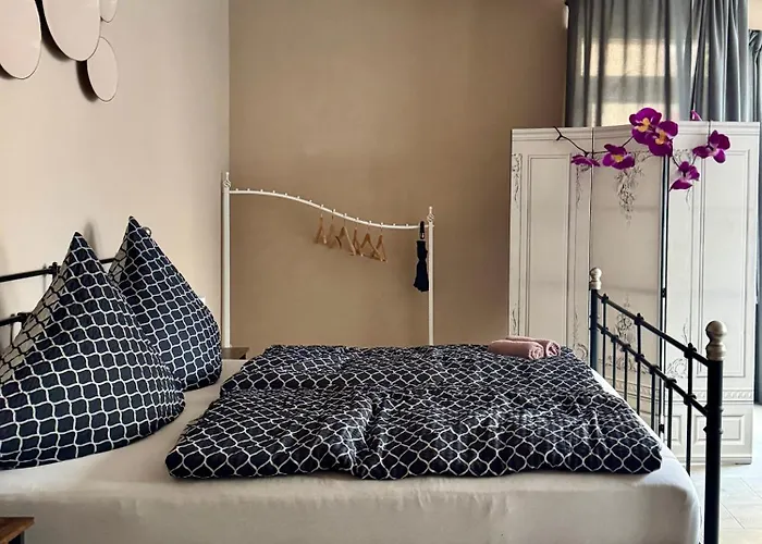 Han/Misafirhane Restaurant Luna